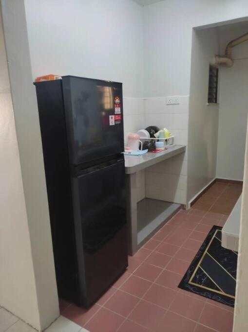 Nur Homestay Permai Damansara Damai Petaling Jaya Extérieur photo