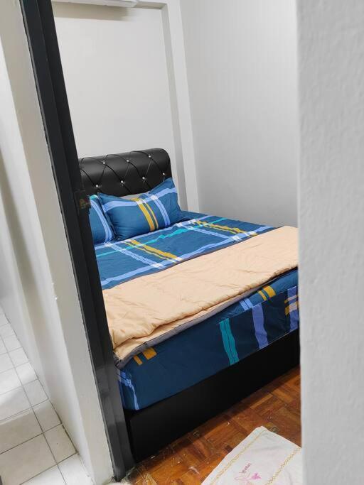 Nur Homestay Permai Damansara Damai Petaling Jaya Extérieur photo